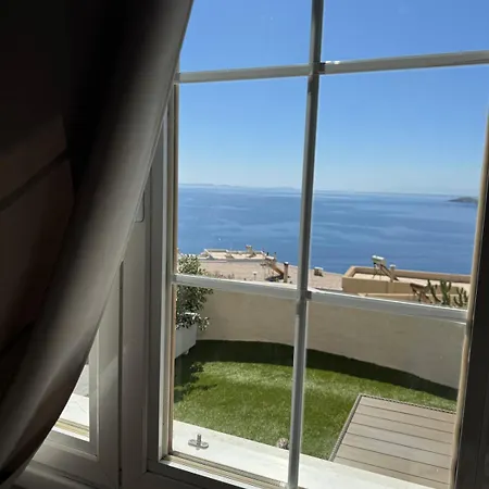 Almira Aegean View Syros アパート